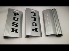 ガラスドアハードウェアアクセサリー用アルミニウムドアカバープレートハンドルプルおよびプッシュハンドル